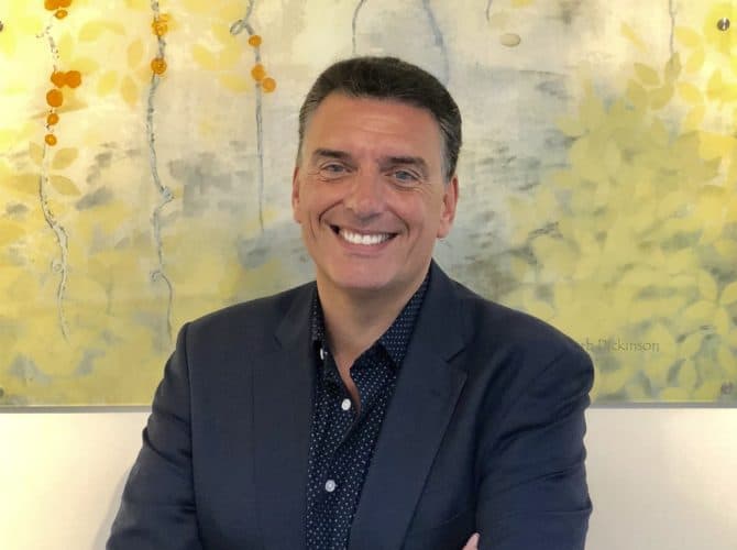 Stelios Kiosses is a lead consultant psychotherapist who studied at University of Oxford